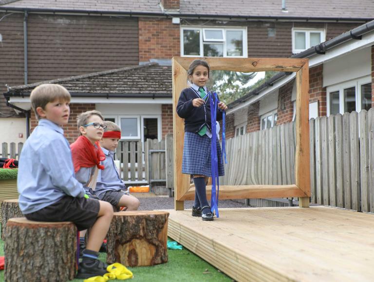 Interactive play Outdoor play equipment for schools